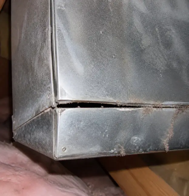 Leaking duct seam